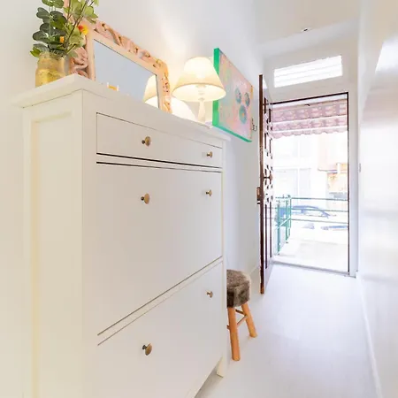 Σπίτι διακοπών Peaceful 2-bedroom House With Garden At The Heart Of Benfica